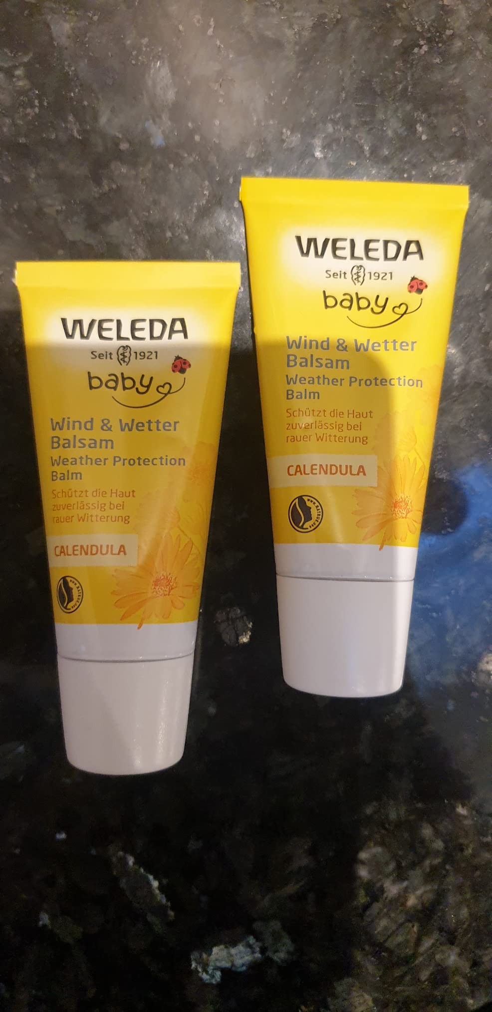 Retter für rissige Babywangen